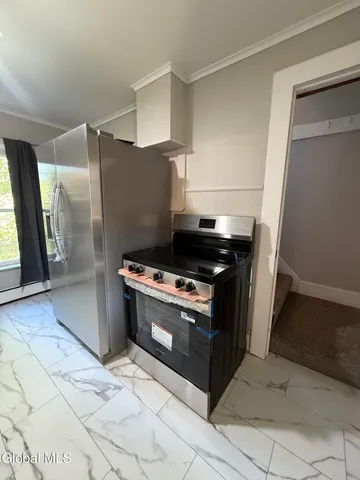 $149,900 | 44 West 8th Avenue, Gloversville, NY 12078