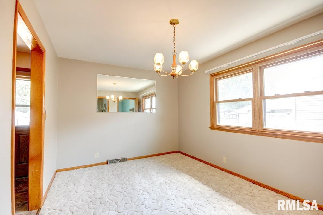28 Scarlet Lane Springfield, IL 62704 - Photo 6 of 32 Gallery Image 6