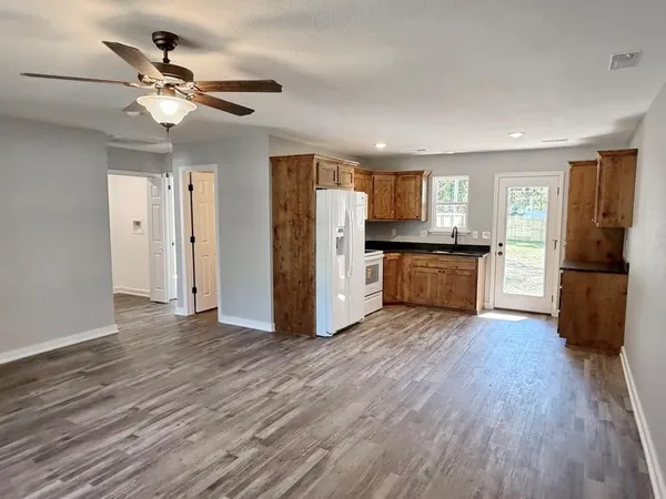 $125,900 | 106 East Lafayette Street, El Dorado Springs, MO 64744