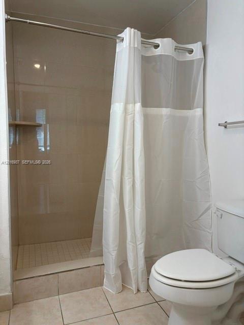 8000 North Nob Hill Road, Unit 206 Tamarac, FL 33321 - Photo 14 of 21 Renovated bathroom