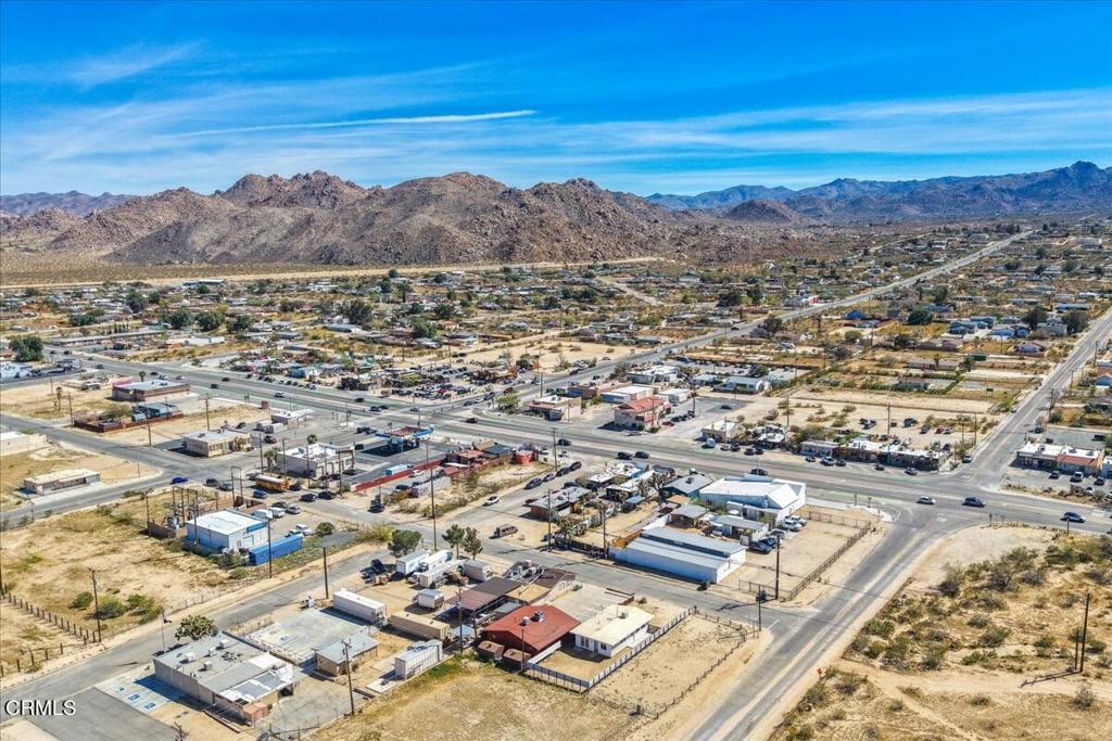 61714 Commercial Street Joshua Tree, CA 92252 - Photo 35 of 42 an aerial view of residential building and lake