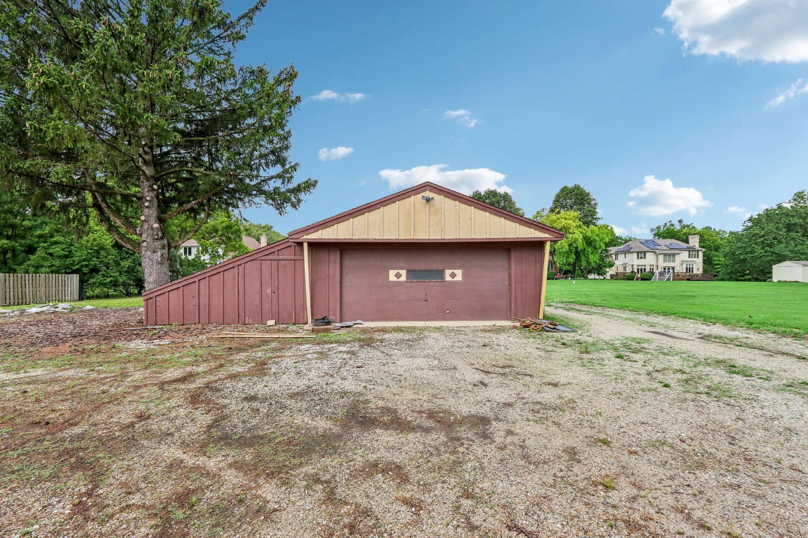 10 North Elmhurst Road Prospect Heights, IL 60070 - Photo 33 of 50 a front view of a house with a yard and garage