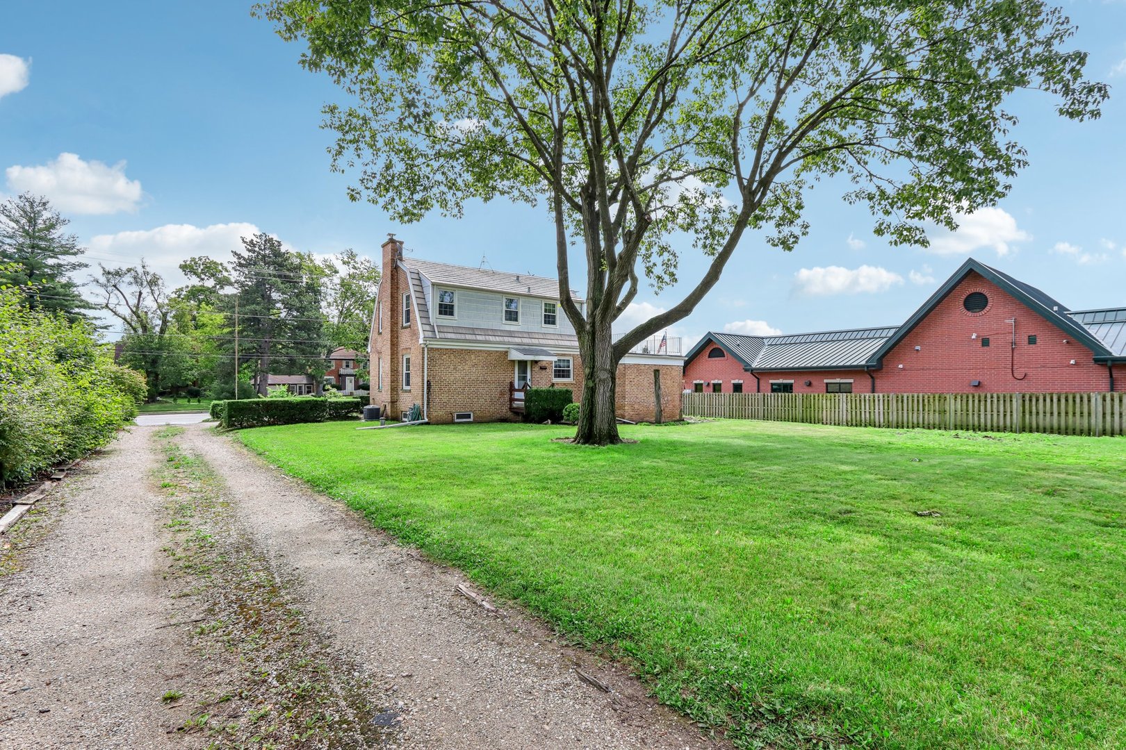 10 North Elmhurst Road Prospect Heights, IL 60070 - Photo 36 of 50 a view of house with backyard