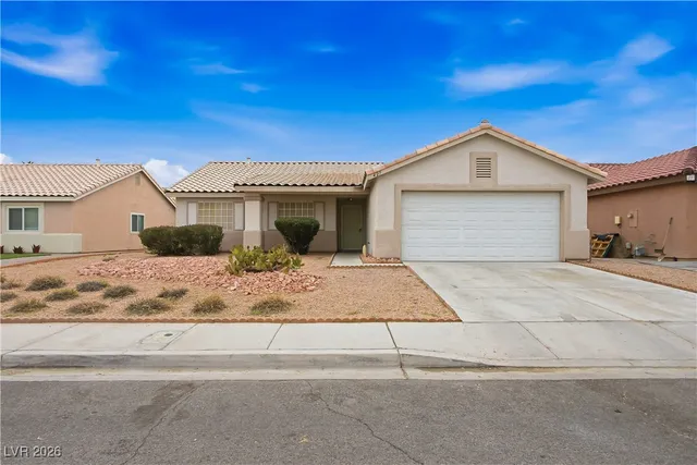 $1,900 | 427 Yarnell Drive, North Las Vegas, NV 89031