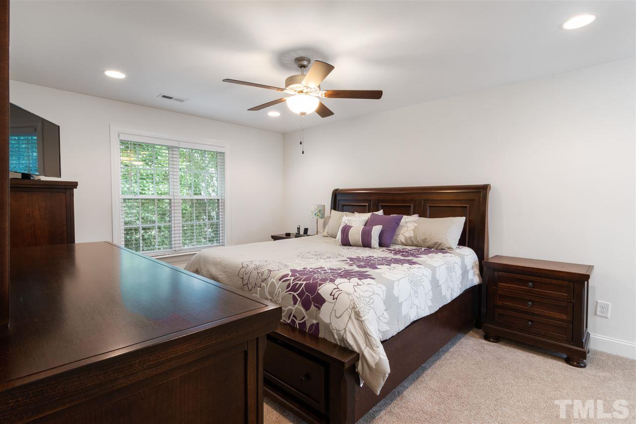 2424 Pumpkin Ridge Way Raleigh, NC 27604 - Photo 11 of 20 Gallery Image 11