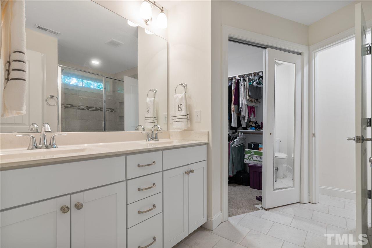 2424 Pumpkin Ridge Way Raleigh, NC 27604 - Photo 13 of 20 Gallery Image 13
