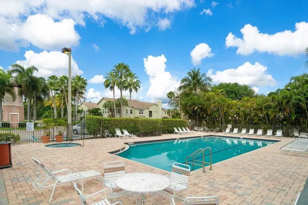 $2,000 | 1802 Belmont Place, Boynton Beach, FL 33436
