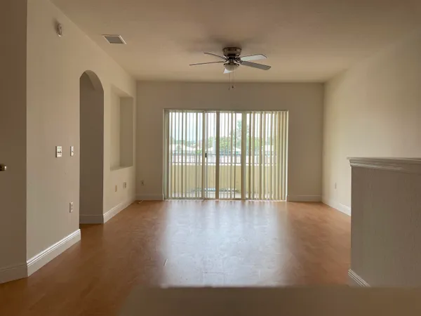 $2,000 | 1802 Belmont Place, Boynton Beach, FL 33436