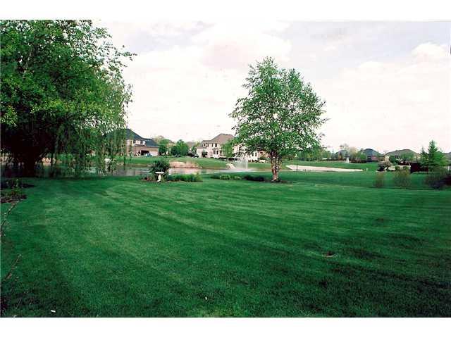 1997 Berry Road Greenwood, IN 46143 - Photo 4 of 16 Gallery Image 4