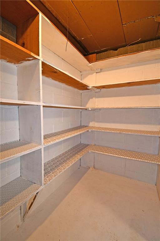 1326 Lesnett Road Pittsburgh, PA 15241 - Photo 33 of 45 Lower Level