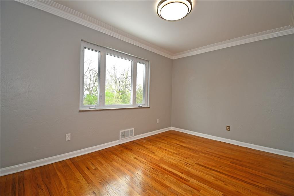 1326 Lesnett Road Pittsburgh, PA 15241 - Photo 7 of 45 Exposed Hardwood Flooring