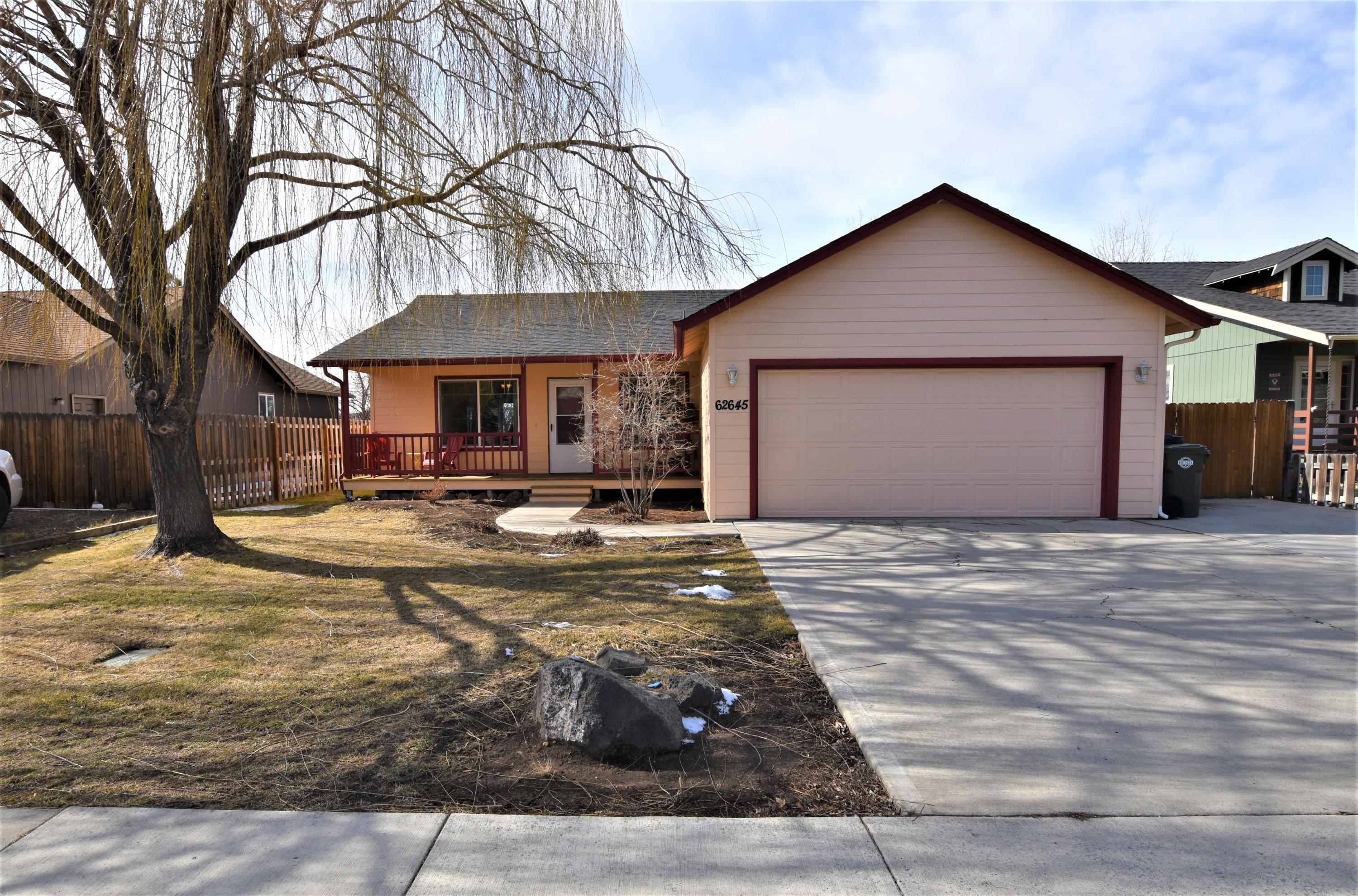 62645 Hawkview Road Bend, OR 97701 - Photo 2 of 22 #2