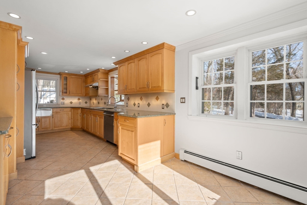 59 Russett Hill Road Sherborn, MA 01770 - Photo 14 of 40 Gallery Image 14