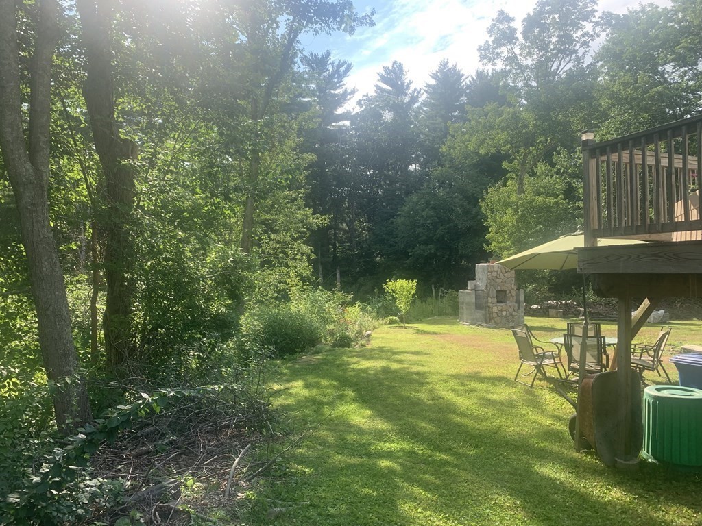 103 Brookfield Road Sturbridge, MA 01518 - Photo 3 of 18