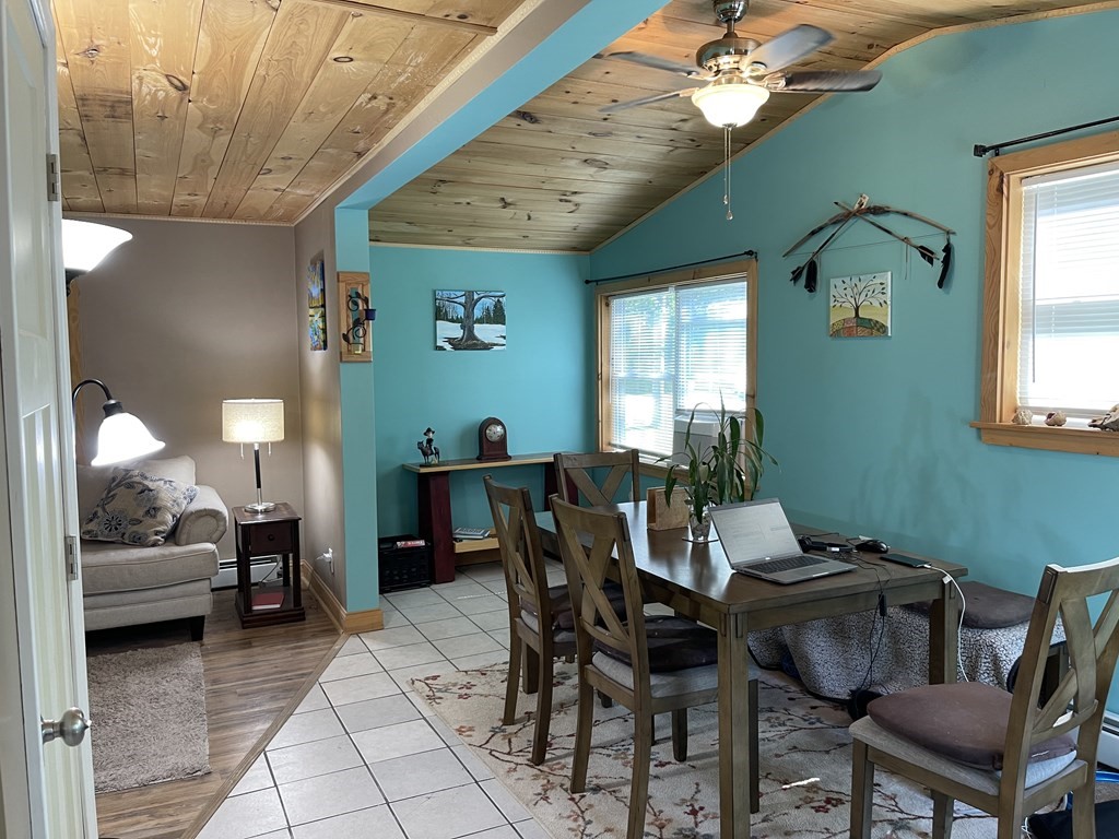 103 Brookfield Road Sturbridge, MA 01518 - Photo 6 of 18