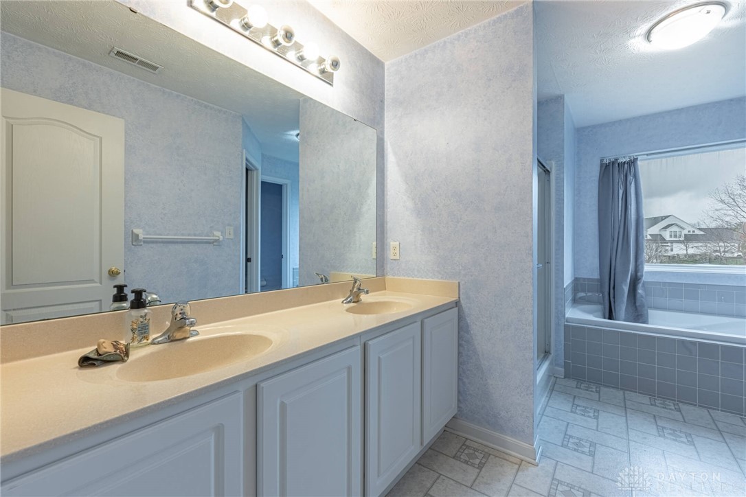 60 Keevers Point Springboro, OH 45066 - Photo 28 of 46 Gallery Image 28
