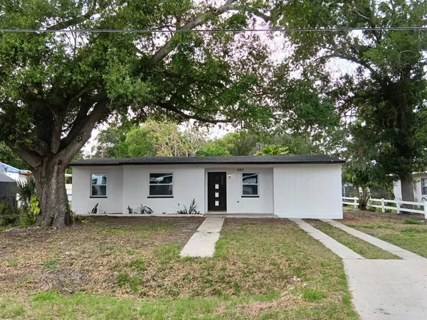 $199,900 | 1055 30th Street Northwest, Winter Haven, FL 33881