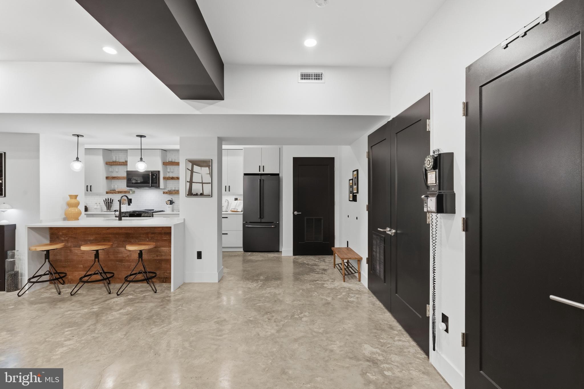 2701 Hume Drive, Unit 400 Silver Spring, MD 20910 - Photo 15 of 50
