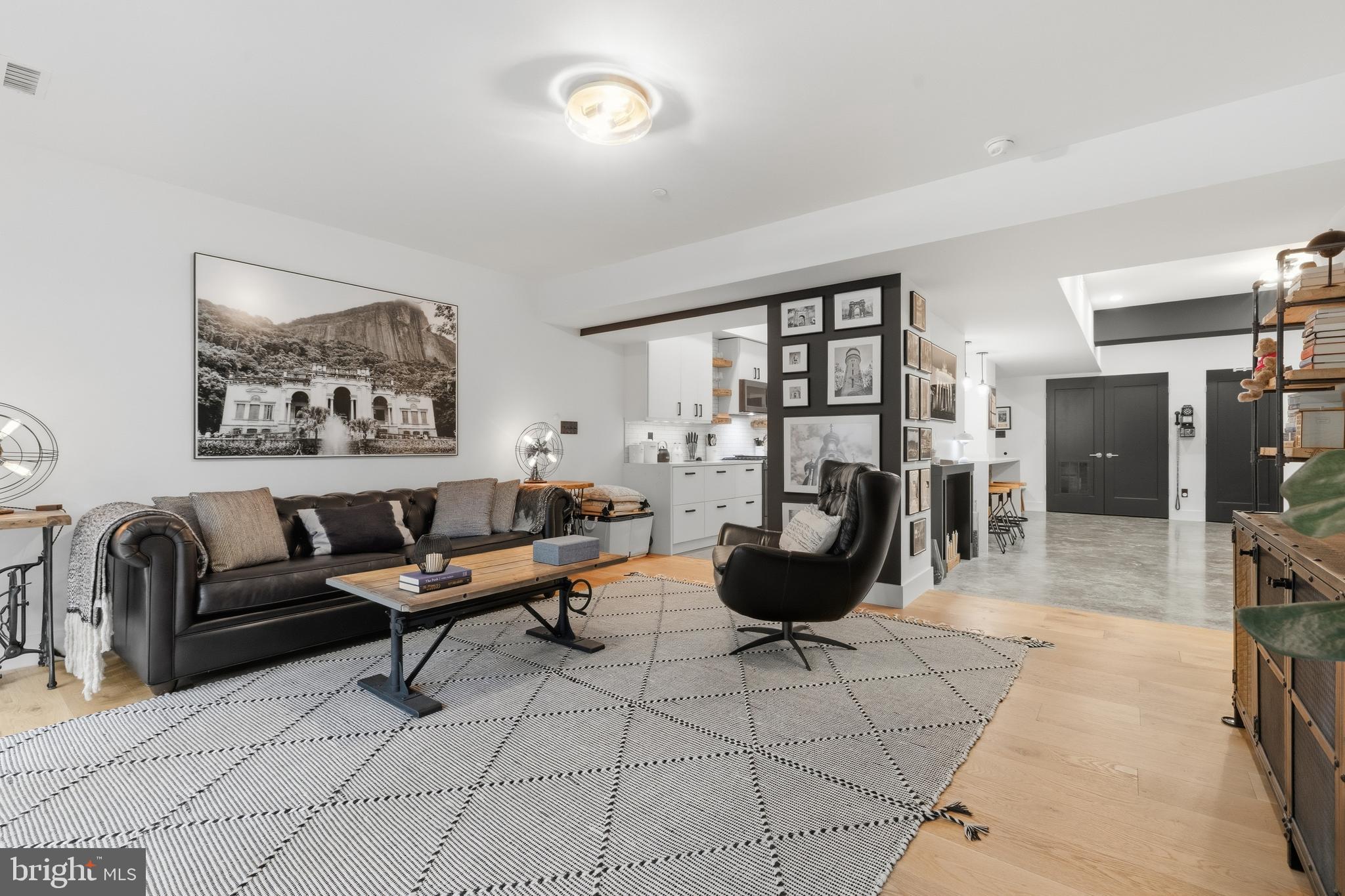 2701 Hume Drive, Unit 400 Silver Spring, MD 20910 - Photo 5 of 50