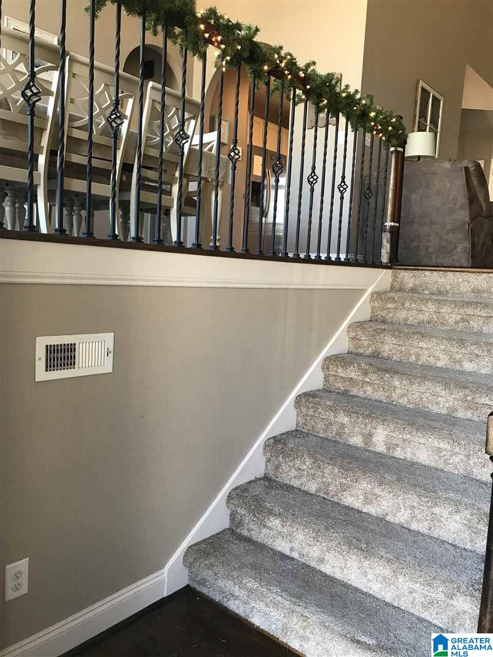 2371 Hemlock Drive Bessemer, AL 35023 - Photo 5 of 39
