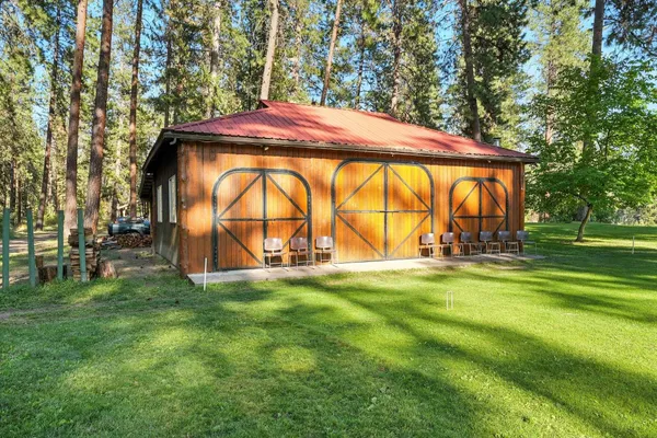 $1,500,000 | 3752 Vineyard Way, Kettle Falls, WA 99141