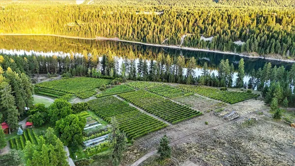 $1,500,000 | 3752 Vineyard Way, Kettle Falls, WA 99141