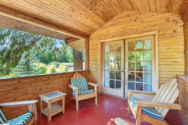 $1,500,000 | 3752 Vineyard Way, Kettle Falls, WA 99141