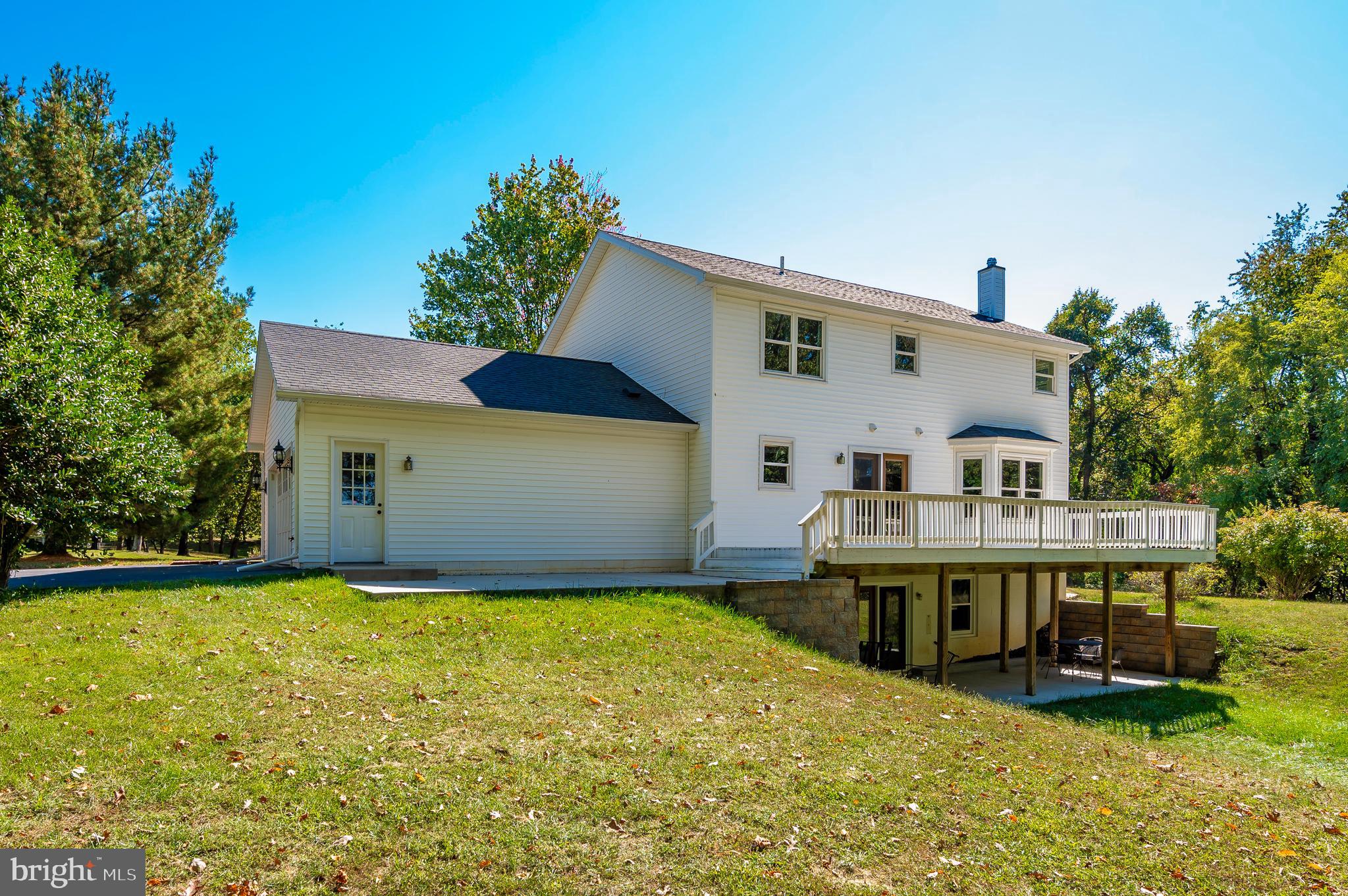 7530 Mountain Laurel Road Boonsboro, MD 21713 - Photo 6 of 63 Exterior Back