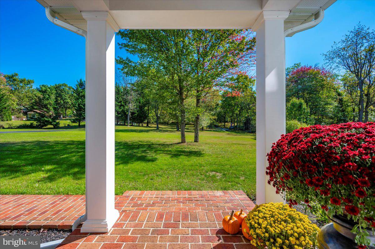 7530 Mountain Laurel Road Boonsboro, MD 21713 - Photo 10 of 63 Front Porch View