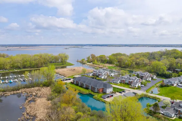 8300 Reva Bay Lane, Unit SLIP4, Fox Lake, IL 60020