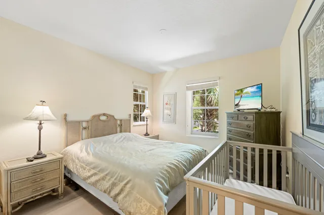 $10,000 | 1043 Vintner Boulevard, Palm Beach Gardens, FL 33410