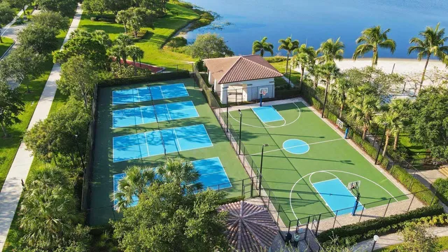 $10,000 | 1043 Vintner Boulevard, Palm Beach Gardens, FL 33410