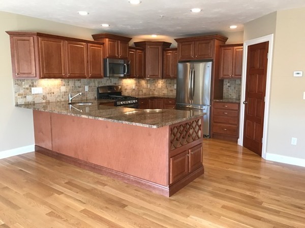 112 Dudley Road, Unit 112 Berlin, MA 01503 - Photo 5 of 26