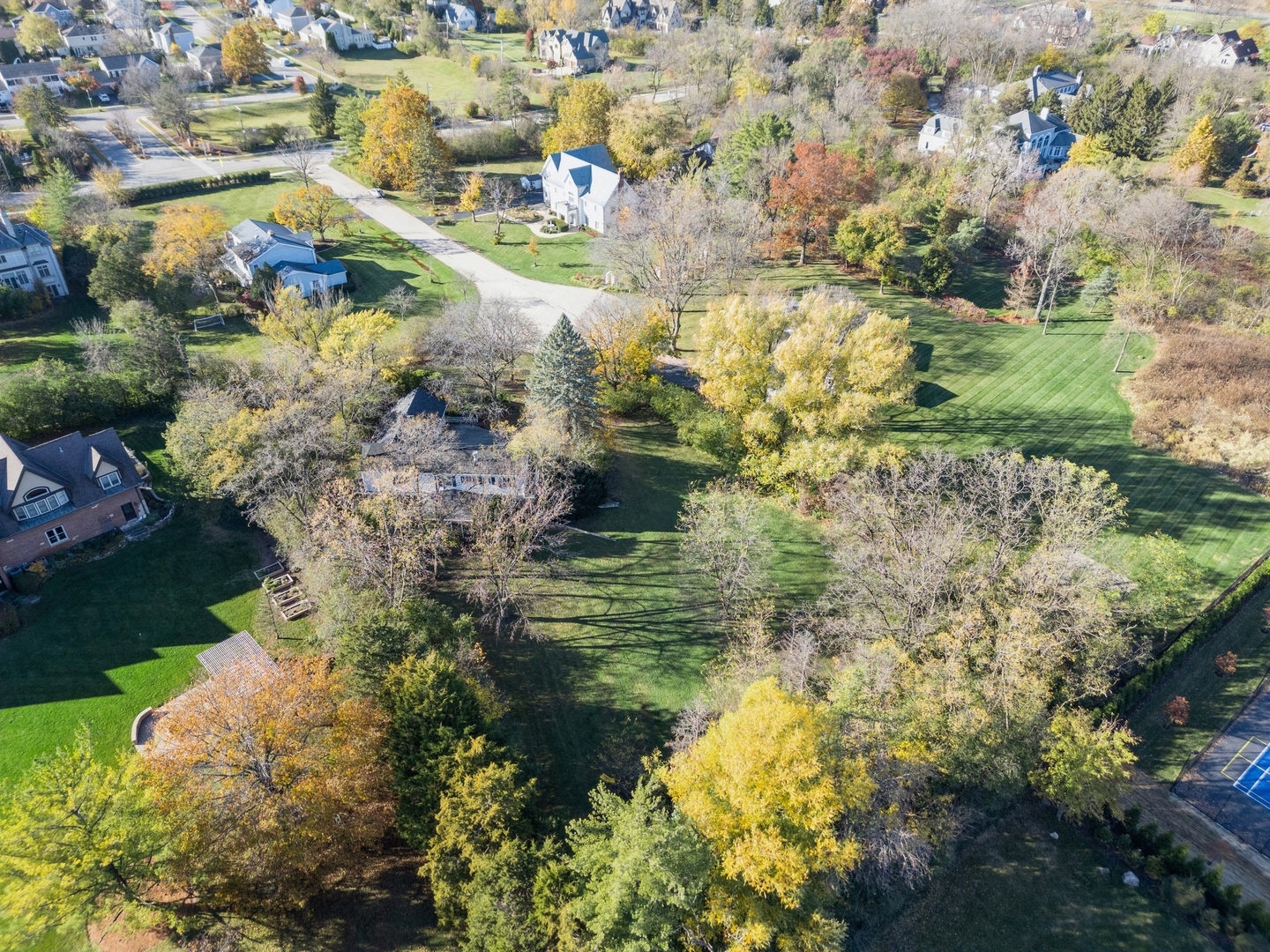 335 Countryside Court Burr Ridge, IL 60527 - Photo 14 of 21 a view of lake