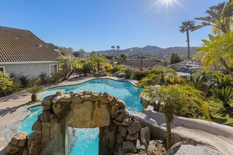$1,499,000 | 962 Chardonney Way, Escondido, CA 92029