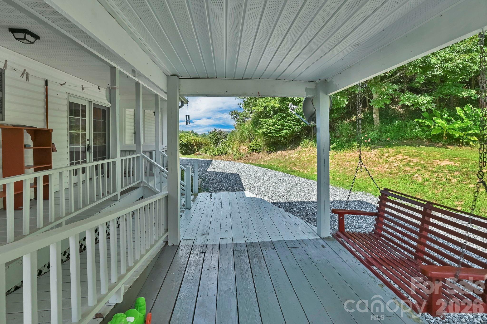 553 Morgan Branch Road Marshall, NC 28753 - Photo 2 of 41