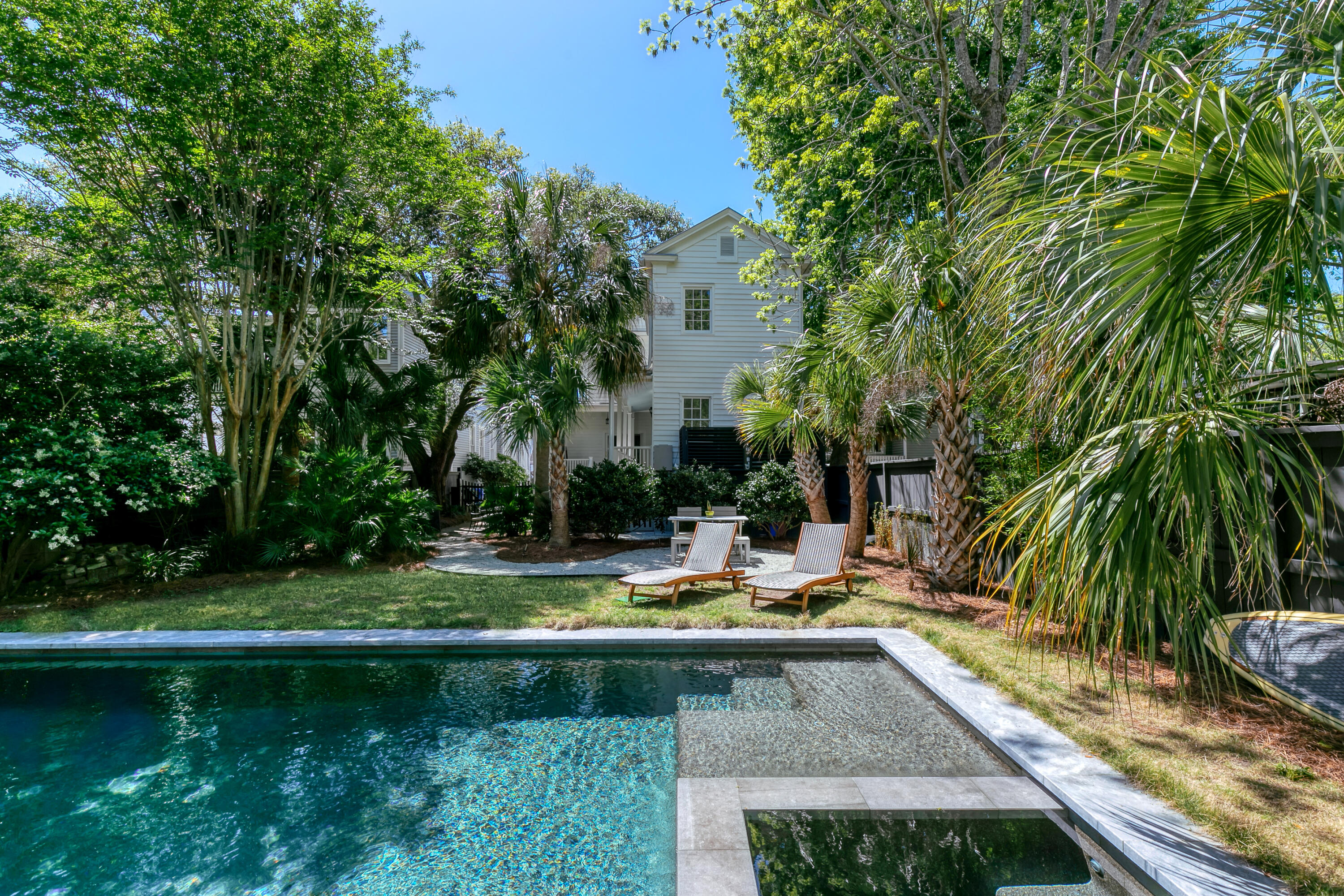 16 Rutledge Avenue Charleston, SC 29401 - Photo 2 of 41 277A7752