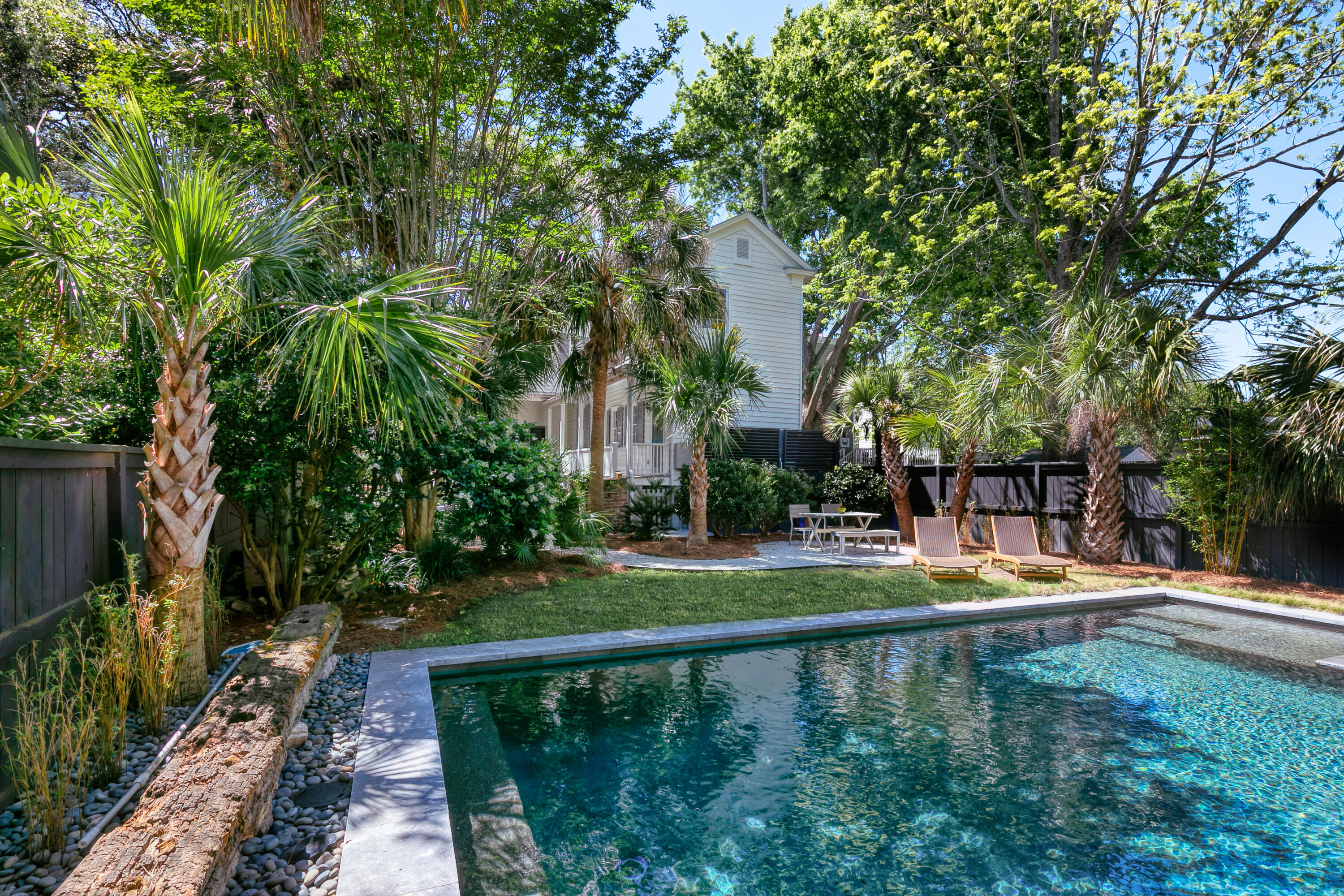 16 Rutledge Avenue Charleston, SC 29401 - Photo 37 of 41 277A7759