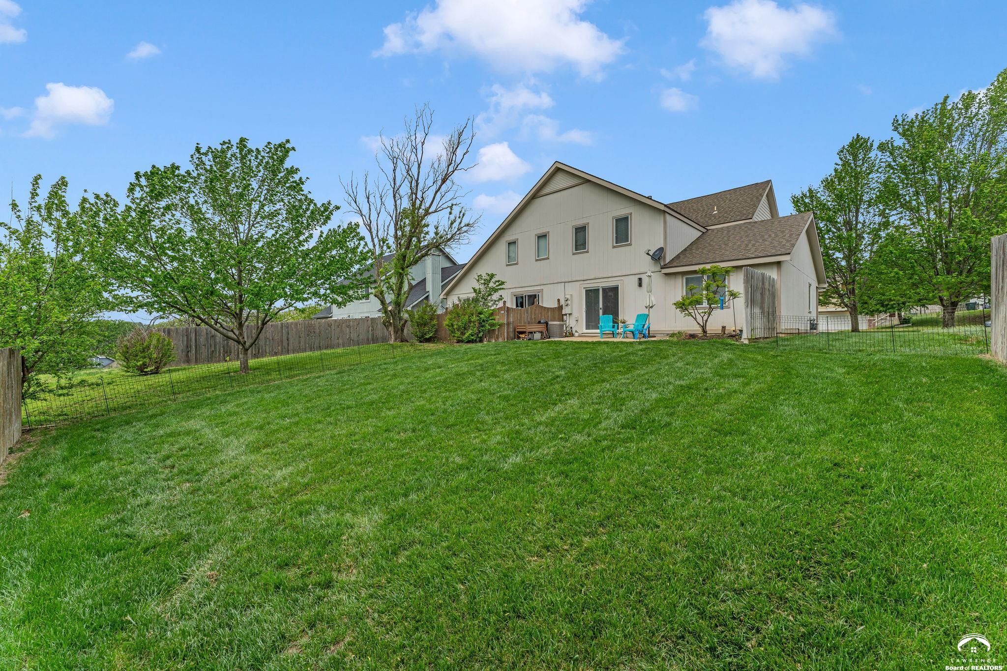 4925 Stoneback Place Lawrence, KS 66047 - Photo 35 of 37