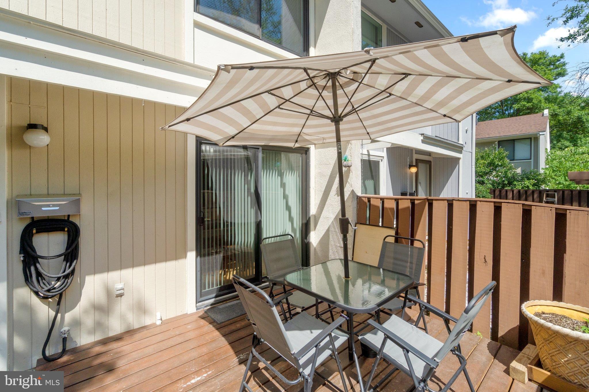 2234 Southgate Square Reston, VA 20191 - Photo 4 of 31 Great for entertaining