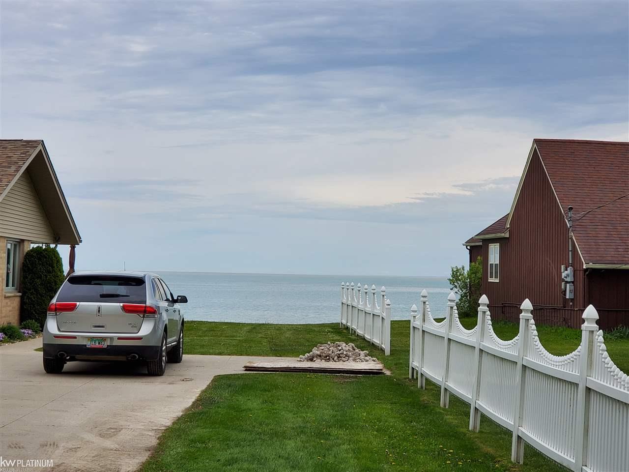 8319 Lakeshore Road Lexington, MI 48450 - Photo 9 of 11