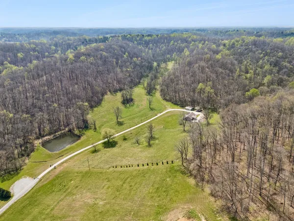 $1,299,900 | 240 Scenic Drive, Pulaski, TN 38478