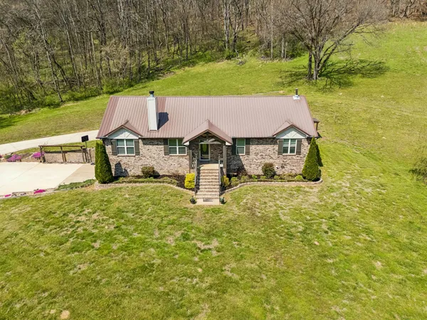 $1,399,000 | 240 Scenic Drive, Pulaski, TN 38478