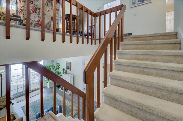 $550,000 | 11 Elm Drive, North Kingstown, RI 02852