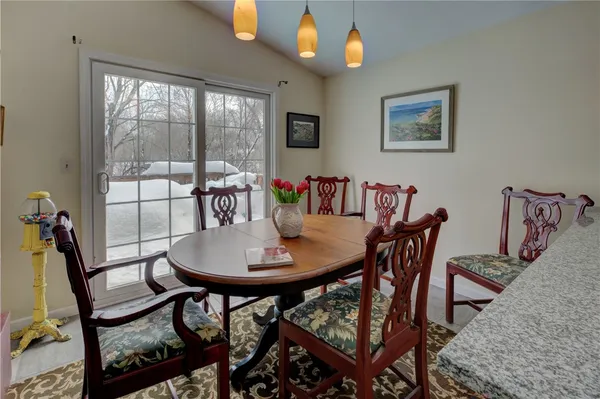 $550,000 | 11 Elm Drive, North Kingstown, RI 02852