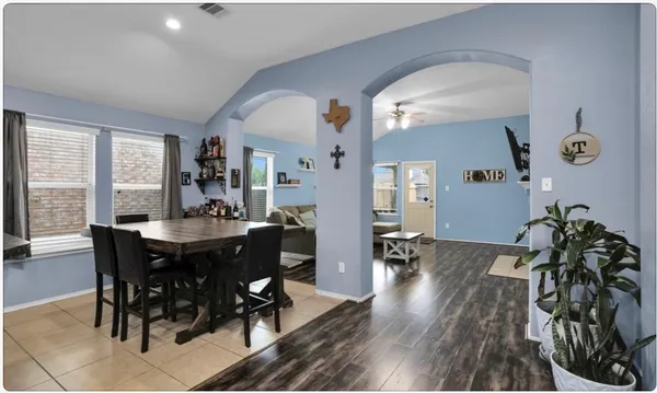 $2,500 | 5015 Bridgecrossing Court, Spring, TX 77379