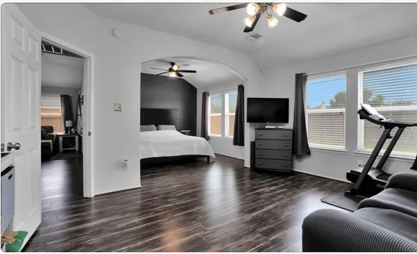 $2,500 | 5015 Bridgecrossing Court, Spring, TX 77379