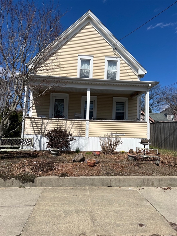 14 North Street Fairhaven, MA 02719 - Photo 1 of 28
