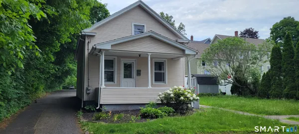 $2,300 | 96 Berlin Avenue, Southington, CT 06489