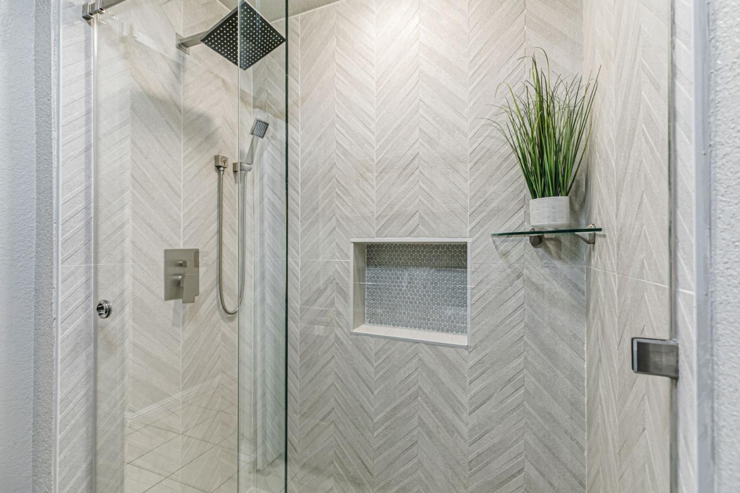 3400 La Terrace Circle San Jose, CA 95123 - Photo 16 of 39 a bathroom with a shower